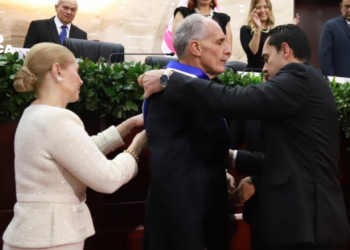 «Honduras, no te voy a fallar, vamos a estar bien», dice Asfura al asumir la presidencia
