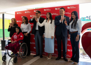 Banco Atlántida entrega vehículos a ganadores de la Lotería Online del Amor en beneficio de Teletón