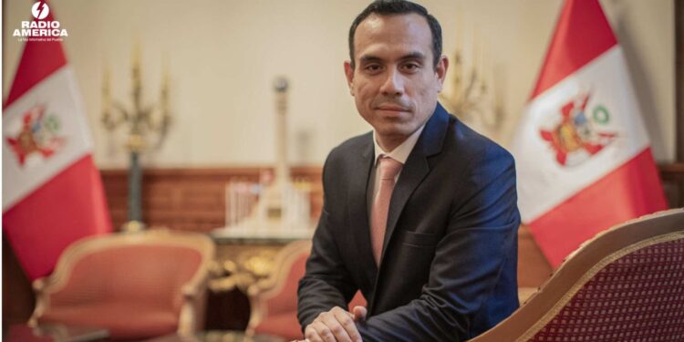 Presidente interino de Perú es invitado a la cumbre de Trump con líderes de Latinoamérica