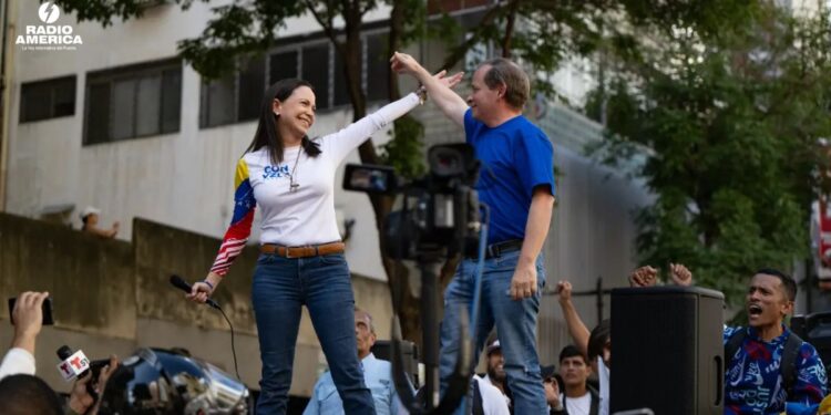 Machado denuncia que "hombres armados" se llevaron a Juan Pablo Guanipa tras ser liberado