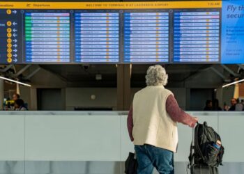 Suspenden programas de paso rápido en aeropuertos de EE.UU. debido a cierre del DHS
