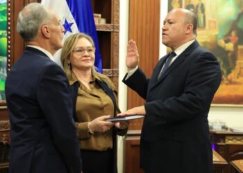 Presidente Asfura nombra nuevas autoridades para energía, vivienda, educación y telecomunicaciones