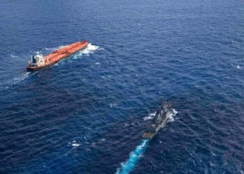 EE.UU. aborda un tercer petrolero en el Índico por violar su bloqueo de crudo en el Caribe