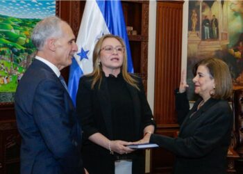 Presidente Asfura juramentó a nuevas autoridades en instituciones estratégicas del Gobierno 2026-2030