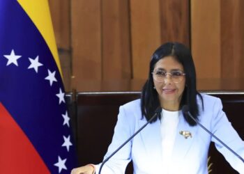 Delcy Rodríguez dice que Venezuela está en "calma" tras un mes del ataque de EE.UU.