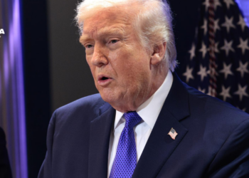 Trump anuncia que impondrá un arancel global del 10% amparado en una nueva ley