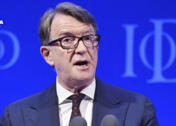 La Policía británica detiene al exministro Peter Mandelson por sus lazos con Epstein