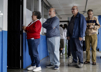 Las elecciones en Costa Rica avanzan con «absoluta normalidad y sin incidentes relevantes»