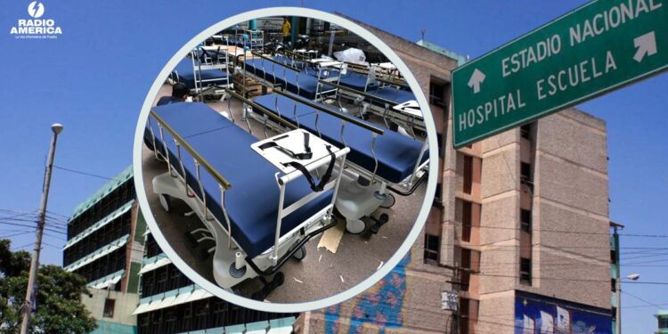Hospital Escuela recibe 100 camillas para la estabilización y transporte de pacientes