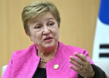 El FMI dice que si el conflicto en Irán se prolonga afectará a la inflación mundial