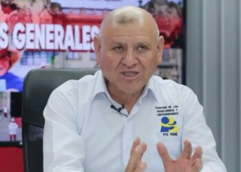 Fallece el candidato presidencial peruano Napoleón Becerra en un accidente de tránsito