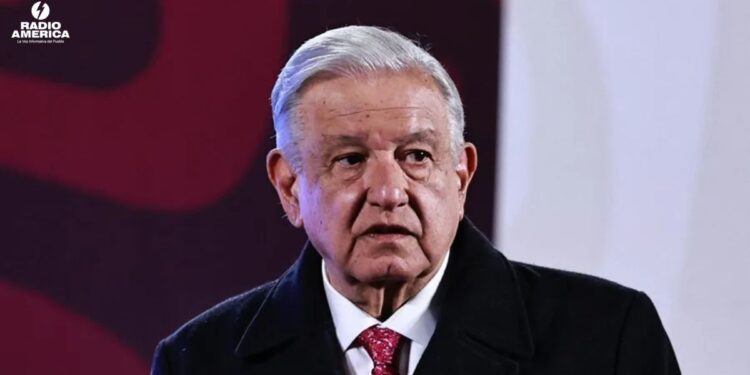 López Obrador reaparece: "Me hiere que busquen exterminar al hermano pueblo de Cuba"