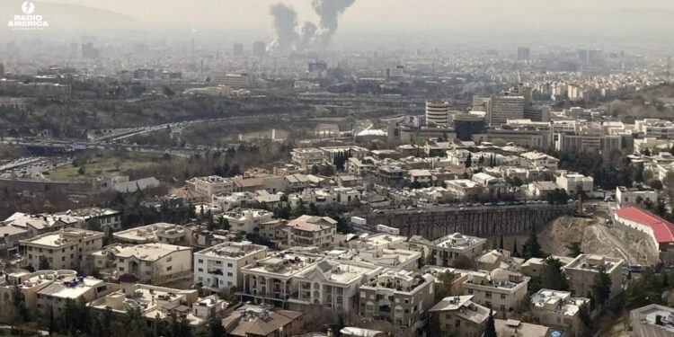 La mujer de Jameneí y su nieta de 14 meses también murieron en los ataques de Israel y EEUU