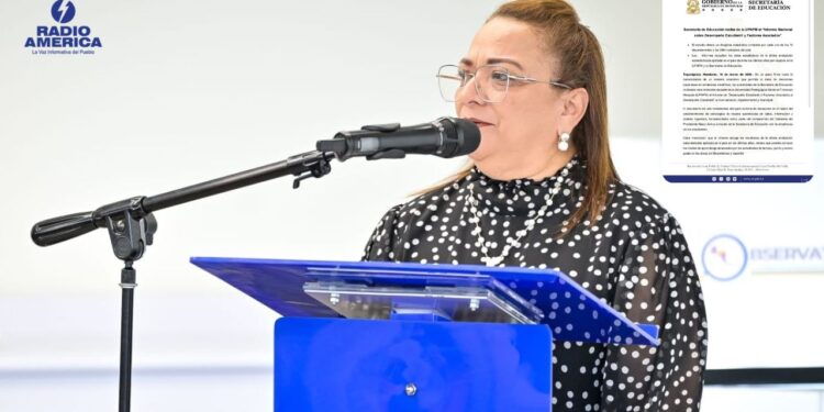 Secretaría de Educación recibe de la UPNFM Informe sobre Desempeño Estudiantil y Factores Asociados