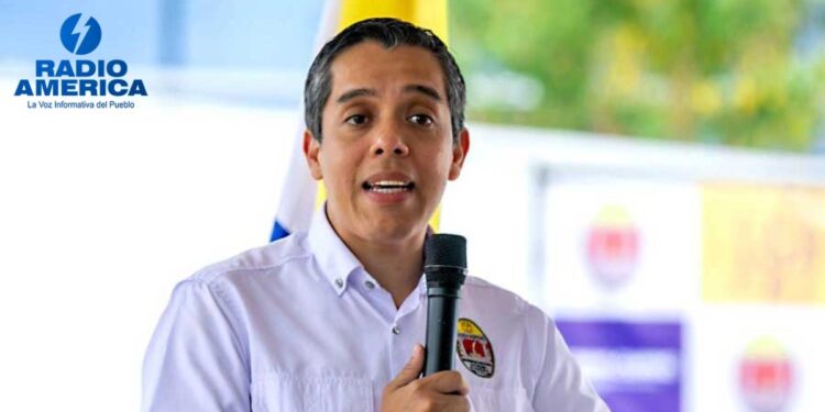 OdirFernandez_RadioAmerica.jpg