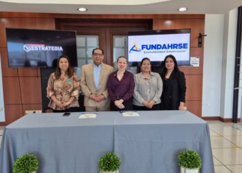 FUNDAHRSE y ESTRATEGIA DIGITAL PR consolidan alianza estratégica por la sostenibilidad y su impacto en el país