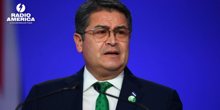 «Busque oficio»: JOH responde críticas por resultados electorales en Honduras