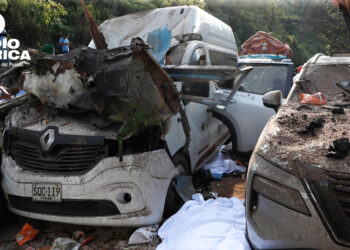 Sube a 14 el número de muertos y 38 heridos por ataque en la Vía Panamericana en Colombia