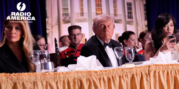 Trump dice, tras ser evacuado de una cena en Washington, que un tirador ha sido detenido