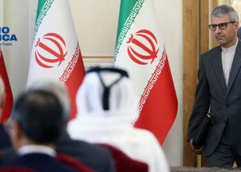 Irán afirma que continúa el intercambio de mensajes con EE.UU. vía Pakistán