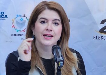 Cossette López asegura que no fue citada a comparecer de manera presencial a los juicios políticos