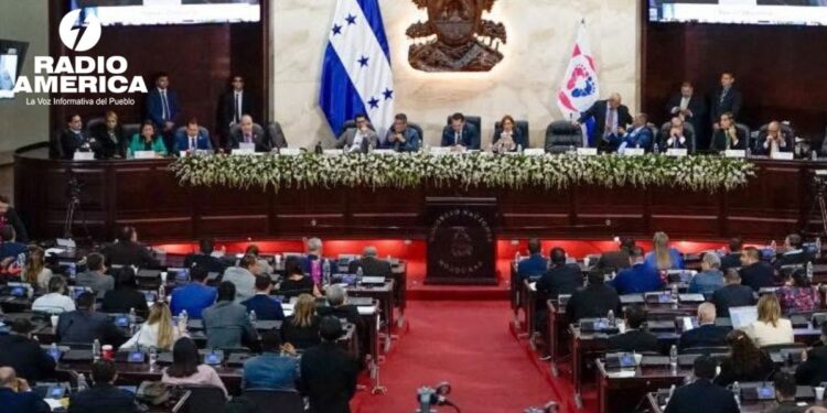 Solicitan a Comisión de Seguridad del Congreso instalar mesa de diálogo para revisar tema de invasiones de tierra