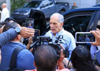 Presidente Asfura llama a trabajadores y empresa privada a lograr acuerdo sobre salario mínimo