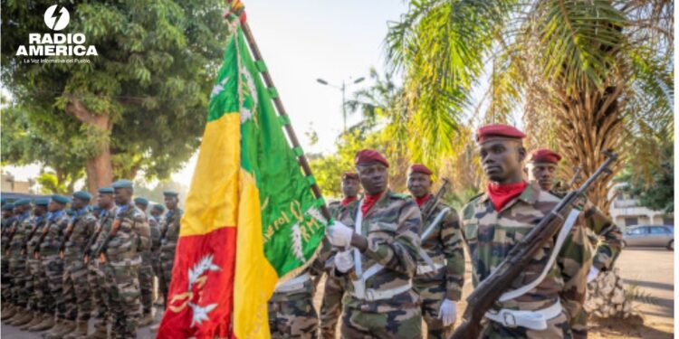 Rebeldes toman el control de una ciudad estratégica en ataque sorpresa en el norte de Mali