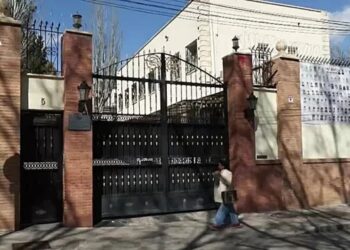 Irán niega haber solicitado un alto el fuego como asegura Trump