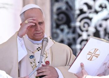 León XIV en su primer mensaje de Pascua: llamada a la paz sin concretar conflictos
