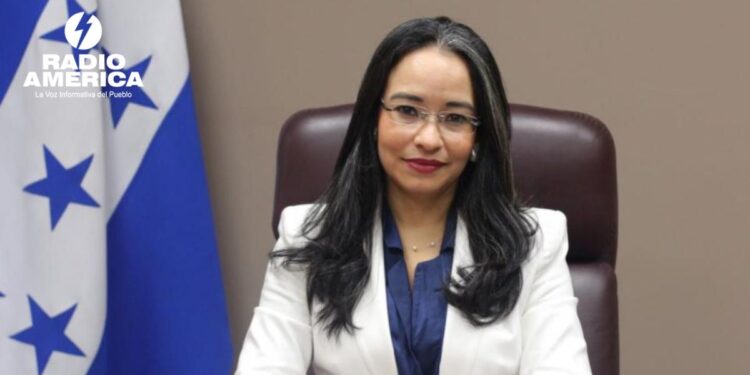Gabriela Castellanos: La Ley de Empleo Parcial es una medida necesaria pero hay que evaluarla