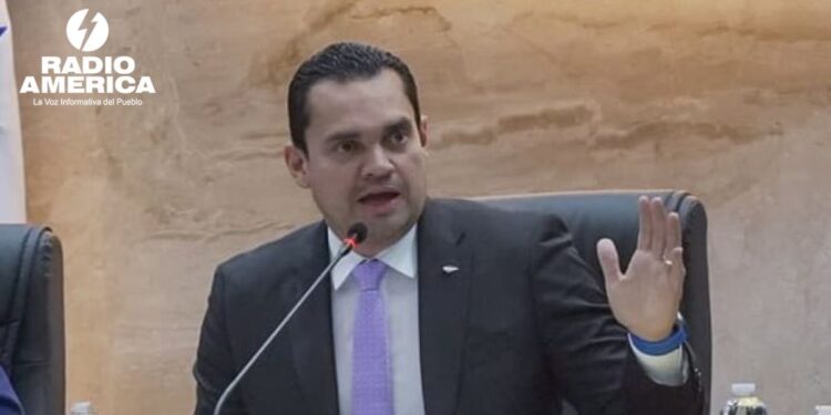 Tomás Zambrano, asegura que aunque Marlon Ochoa y Mario Morazán no se presenten el juicio político "no se detiene"
