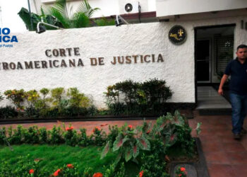 Honduras anuncia retiro "inmediato" del Convenio de la Corte Centroamericana de Justicia