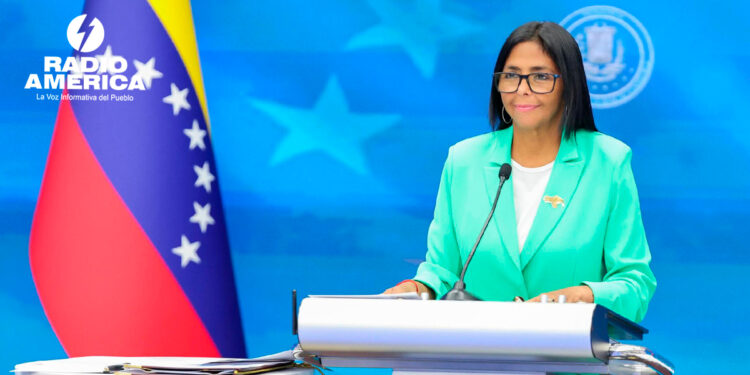 Delcy Rodríguez llama a venezolanos a superar diferencias y pedir cese de sanciones a EEUU