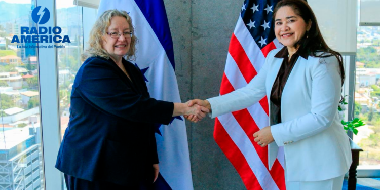 Honduras y Estados Unidos abordan agenda de crecimiento económico y cooperación bilateral