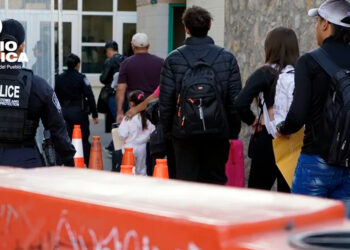 Tribunal dictamina que la prohibición de asilo de Trump en la frontera es ilegal