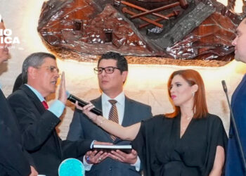 Juramentación_ radioamérica jpg