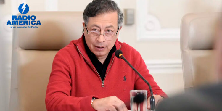 Petro confirma su intención de convocar una asamblea constituyente en Colombia