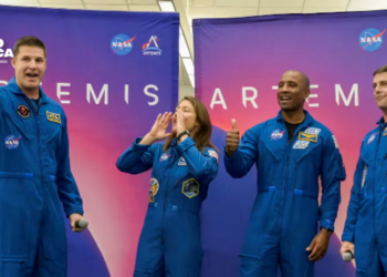 Los astronautas de Artemis II destacan su unión y aprecio por la Tierra entre aplausos