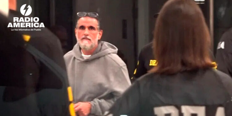 Acusan a Alex Saab de lavado de dinero en una corte de Miami tras su deportación