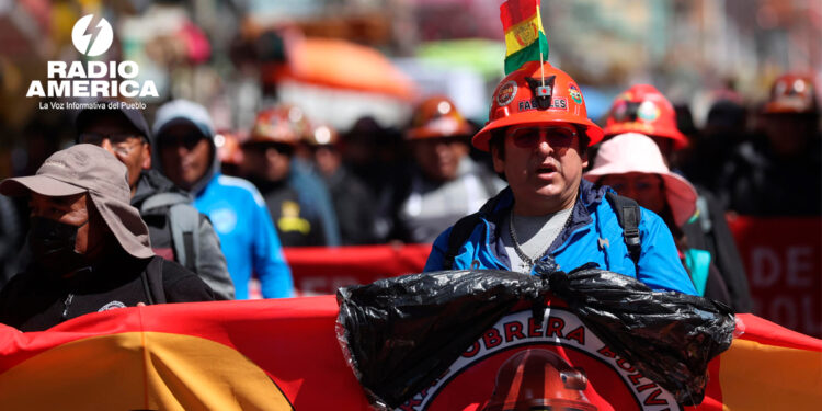 Coalición en Latinoamérica de Trump respalda a Gobierno boliviano en protestas "violentas"