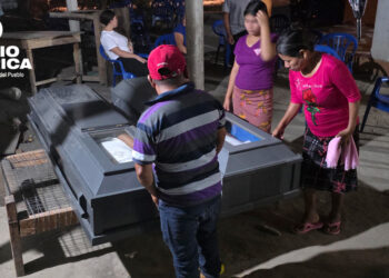 "Solo se dedicaban a trabajar": dice padre de 2 de las 19 víctimas de masacre en Honduras