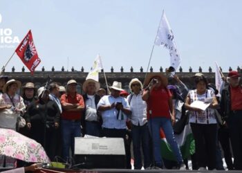 Maestros en México anuncian huelga indefinida en la antesala al Mundial de Fútbol 2026