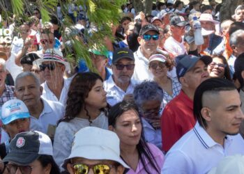 Comienza la ceremonia de investidura presidencial de Laura Fernández en Costa Rica