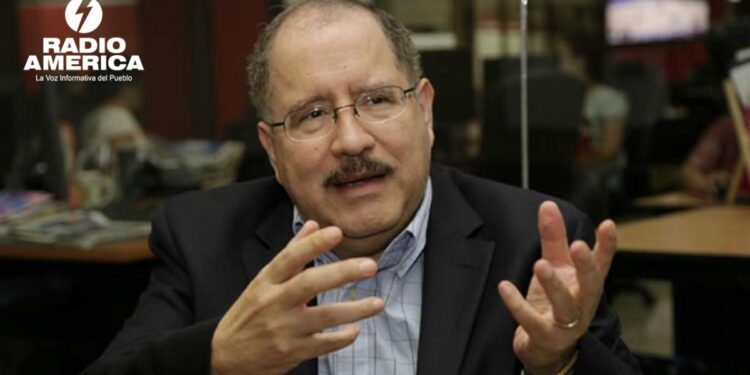 La suspensión de la ejecución de los tres hospitales se debe a temas políticos y no de orden económico, señala Hugo Noé Pino