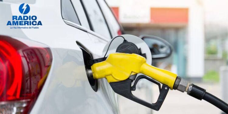 El verano comienza en EEUU lastrado por el alza de la gasolina debido a la guerra en Irán