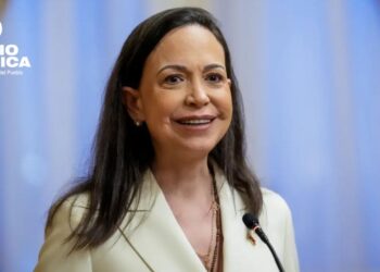 María Corina Machado se reúne con candidata uribista a una semana de elección colombiana