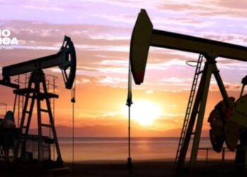 El petróleo de Texas baja casi un 2 % ante el posible acuerdo de paz entre EEUU e Irán