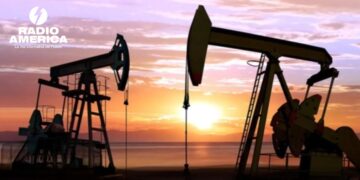 El petróleo de Texas baja casi un 2 % ante el posible acuerdo de paz entre EEUU e Irán