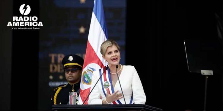 Costa Rica anuncia "acciones internacionales" ante el "bloqueo comercial" de Panamá
